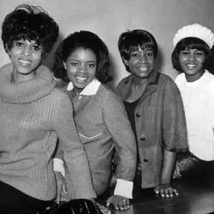 Patti LaBelle & The Bluebells 的头像