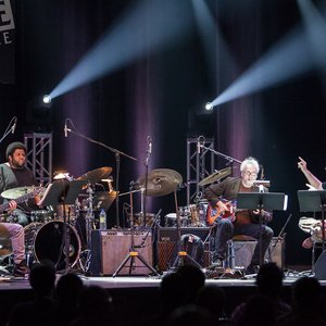 Trevor Dunn, Marc Ribot, Tyshawn Sorey のアバター