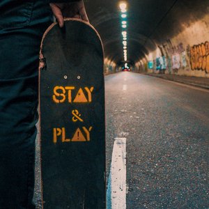 Stay & Play (feat. Velvateen) - Single