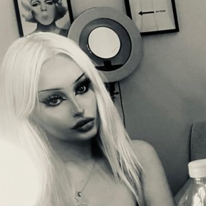 Molly Cyrus