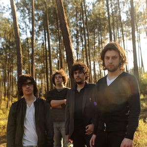 Os Pontos Negros photo provided by Last.fm