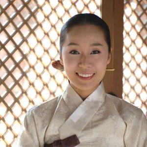 박애리 的头像