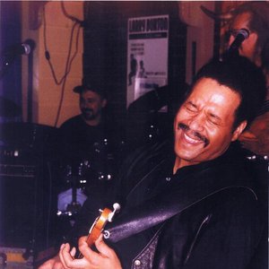 “Larry Burton”的封面