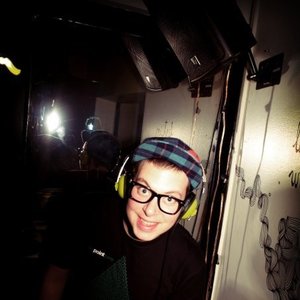 Caradeniño Dj 的头像
