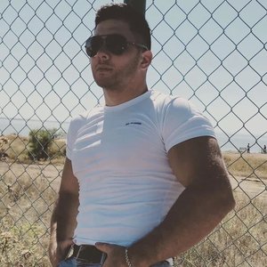 Roman Shabalin 的头像