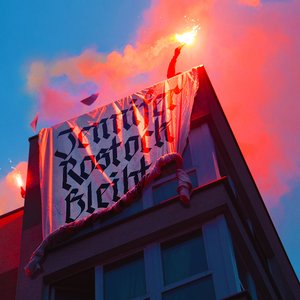 Jennifer Rostock bleibt