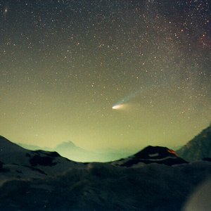 “asteroids intercept meteors”的封面