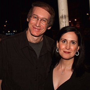 Stephanie D'Abruzzo & Rick Lyon 的头像