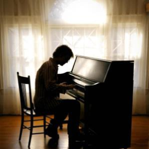 Dan Wilson photo provided by Last.fm