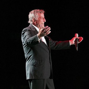 Avatar de Tony Bennett with the Count Basie Orchestra