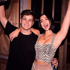 Martin Garrix e Dua Lipa 的头像