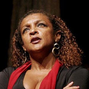 Elisa Lucinda photo provided by Last.fm