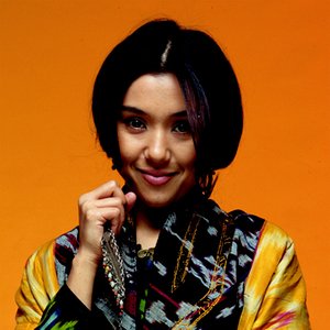 Sevara Nazarxon 的头像