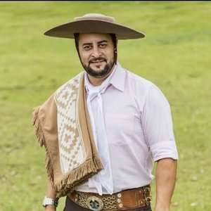 Moisés Oliveira 的头像