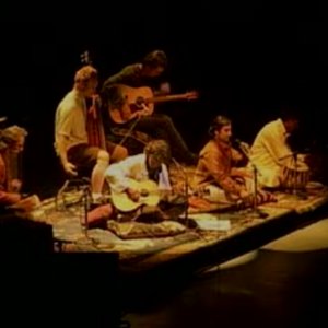 Eddie Vedder & Nusrat Fateh Ali Khan 的头像