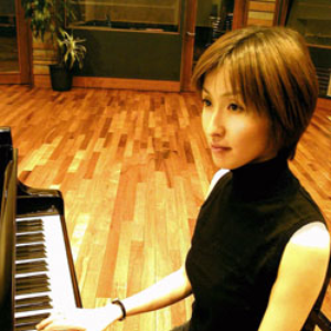 窪田ミナ photo provided by Last.fm