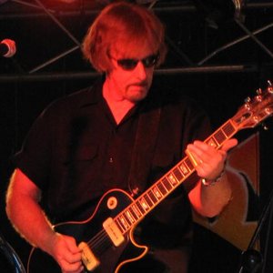 Terry Davidson and the Gears 的头像
