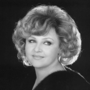 Teresa Zylis-Gara 的头像