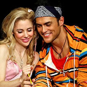 Kerry Butler & Cheyenne Jackson 的头像