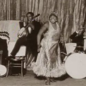 Bessie Smith & Her Blue Boys 的头像