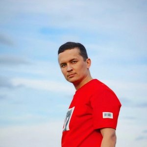 Алтынай Валитов 的头像