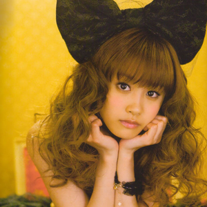 高橋愛 photo provided by Last.fm