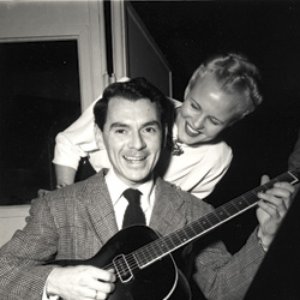 Peggy Lee with Dave Barbour And His Orchestra 的头像