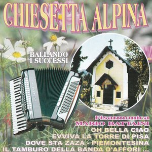 Chiesetta alpina ballando i successi