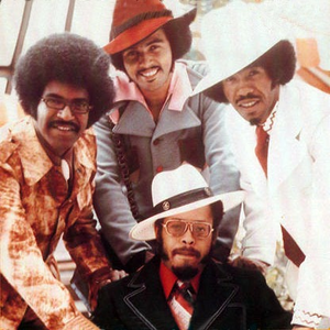 The Chi-Lites - The Chi Sound Of The Chi-Lites And Gene Chandler - Zortam Music