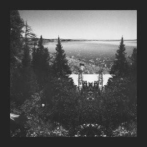 Leaves EP