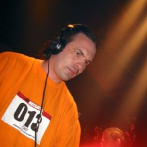 Buzz Fuzz photo provided by Last.fm