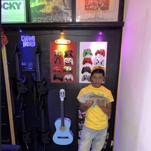 Adotfrmdao 的头像