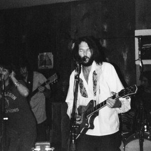 Neil Young, Crazy Horse & The Bullets 的头像