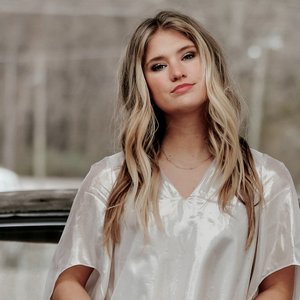 Alli Leighann 的头像