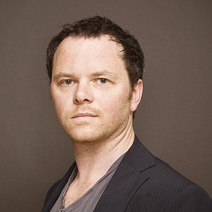 'Noah Hawley' için resim