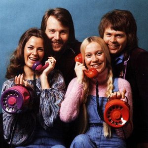 Björn Benny & Agnetha Frida のアバター