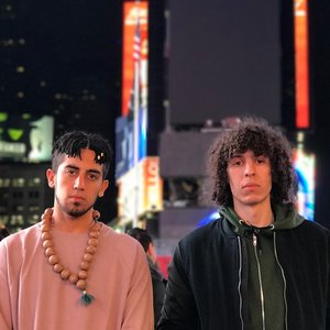 Jay & Arya - Der eigentlich ganz gute Podcast 的头像