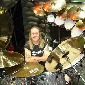 'Nicko McBrain' için resim