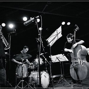 Stephane Kerecki Trio 的头像