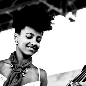 Esperanza Spalding için avatar