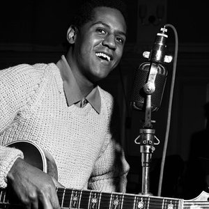 Emile Ford 的头像