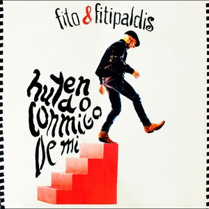 Huyendo conmigo de mí