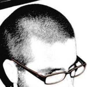 Pinky Poux 的头像