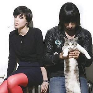 Crystal Castles official 的头像