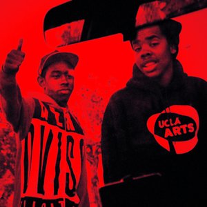 Earl & Wolf 的头像