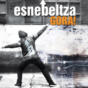 Esne Beltza