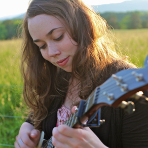 Sarah Jarosz photo provided by Last.fm