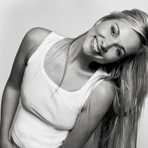 Amber photo provided by Last.fm