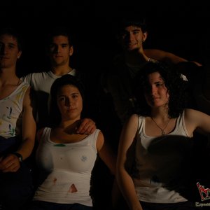 'la sombra del dragon' için resim