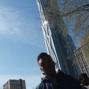 “Rey Woods- Too Much Remix”的封面
